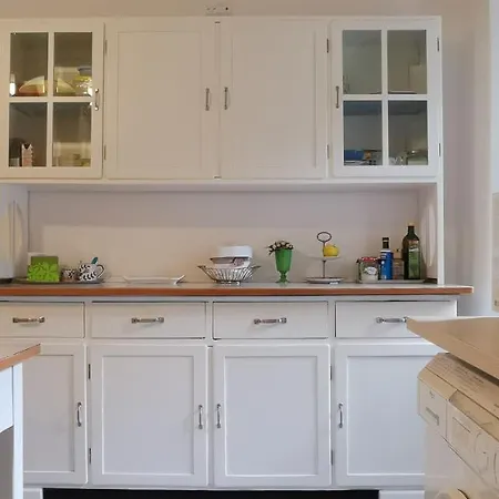 דירה Charming In A 19th Century *