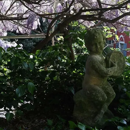 דירה Charming In A 19th Century *